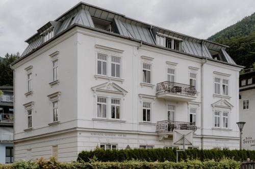 Sankt Wolfgang im Salzkammergut Apartamento | Romantik Residenz (Ferienwohnungen Hotel Im Weissen Rössl) - Dependance