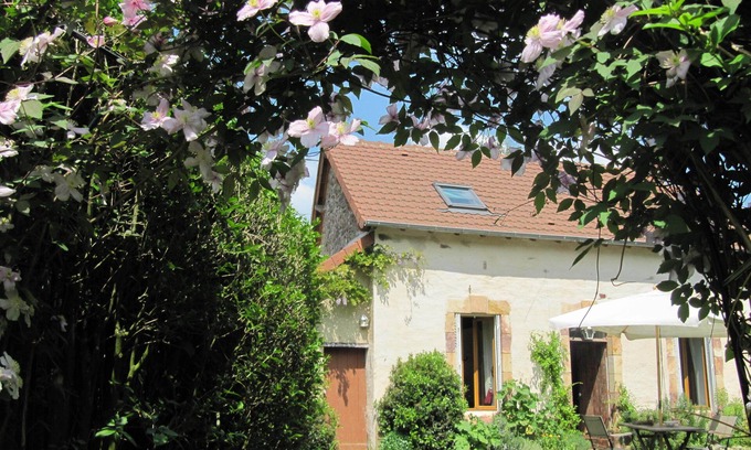 Vesdun Casa | Último minuto en el corazón tranquilo y hermoso de Francia, casa muy confortable