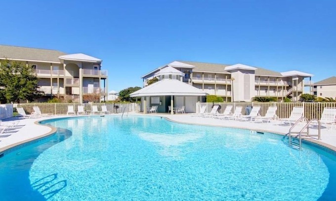 Orange Beach Condominio | Romar Lakes #205e