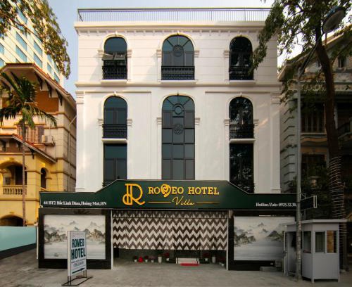 Hoang Mai Hotel | Romeo 2 Hotel - 44BT2 Bắc Linh Đàm - by BAY LUXURY