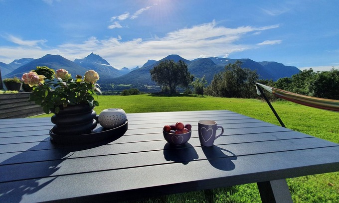 Rauma kommune Condominio | Romsdalseggen Lodge.