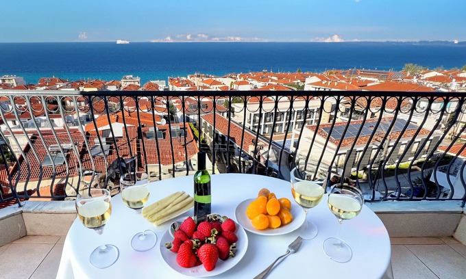 Polichrono Apartamento | RONA VISTA SUITES amazing seaview 1