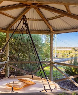 Preston Beach Casa | Roo With A View By Swan Bnb Management