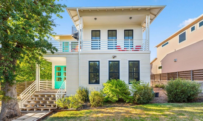 Foster Heights Casa | Rooftop Deck | 5 mins to downtown