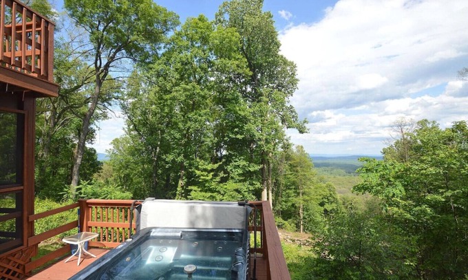 Sleepy Hollow Casa | Hermosa cabaña ubicada en las montañas de WV!