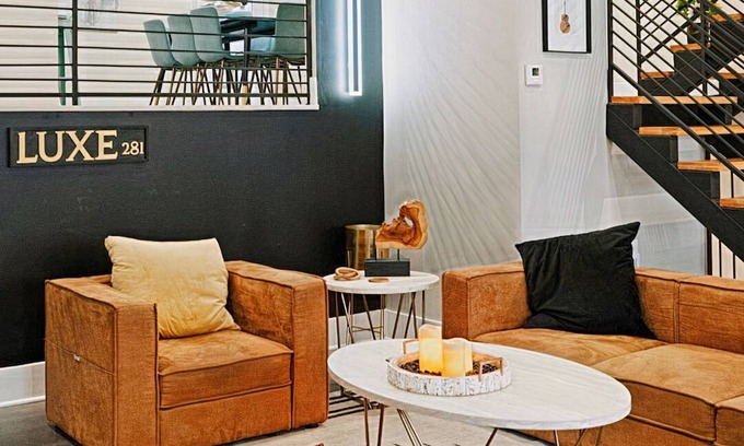 New Pathways Casa | Rooftop Patio / 3 Mins to Downtown / Stylish House