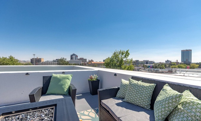 North Park Casa | Rooftop Patio Downtown