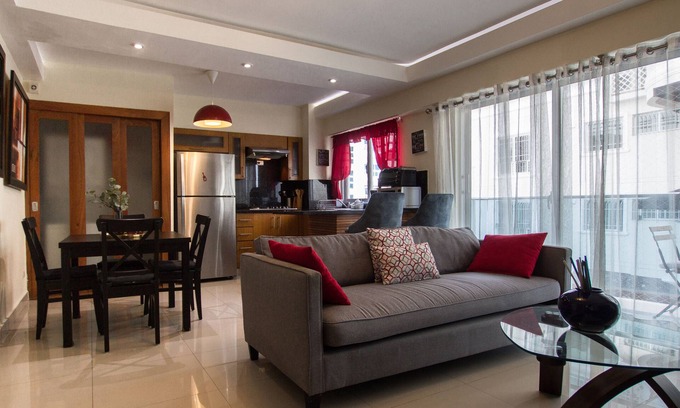 Bella Vista Apartamento | Rooftop Pool Gym Beautiful Apartment Downtown City