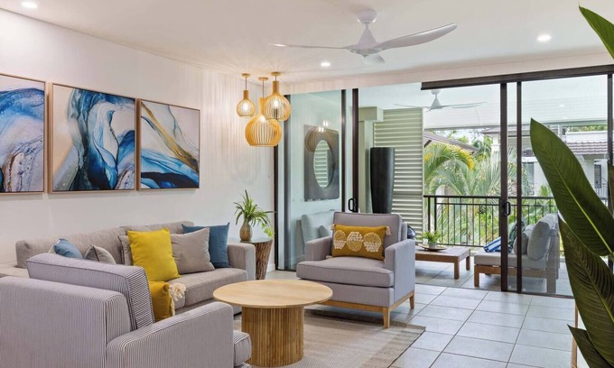Port Douglas Complejo | Rooftop Resort Oasis at Temple with Spa