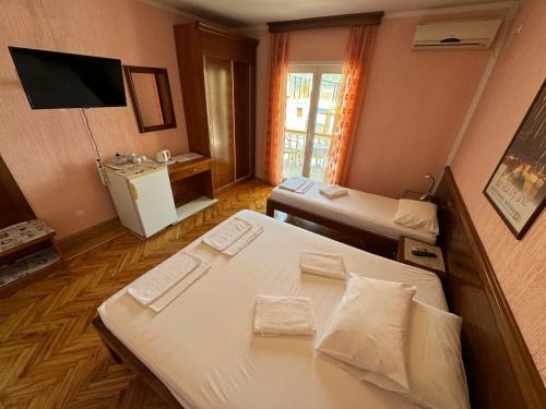 Babin do Apartamento | ROOM 03 Villa KRIVOKAPIC