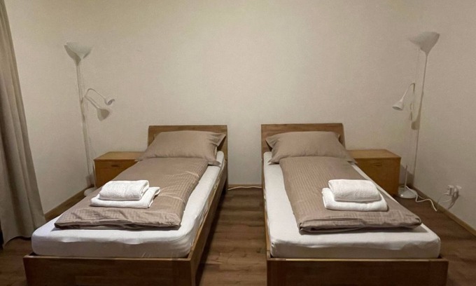 Klosterle Apartamento | Room 1 - twin room, shower/toilet on the floor - Haus St. Martin