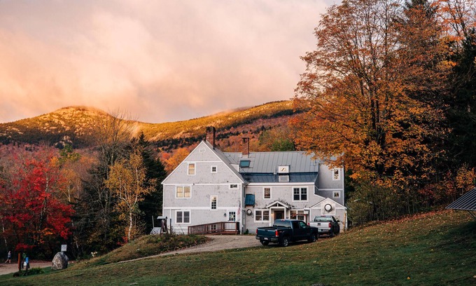 Bristol Condominio | Room, 5 Bunks, Shared Bathroom, 3 Meals Included