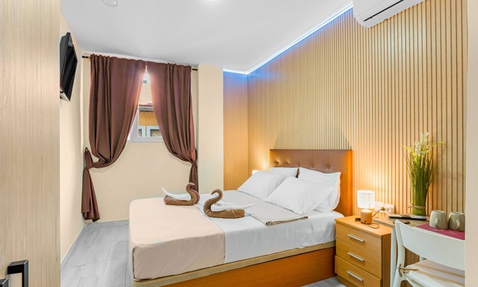 Torrevieja Apartamento | Room '7A' with Wi-Fi and Air Conditioning