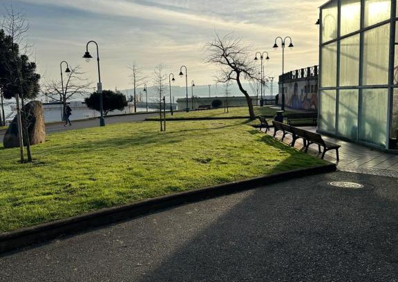 La Coruna Otro | Room 90 cost