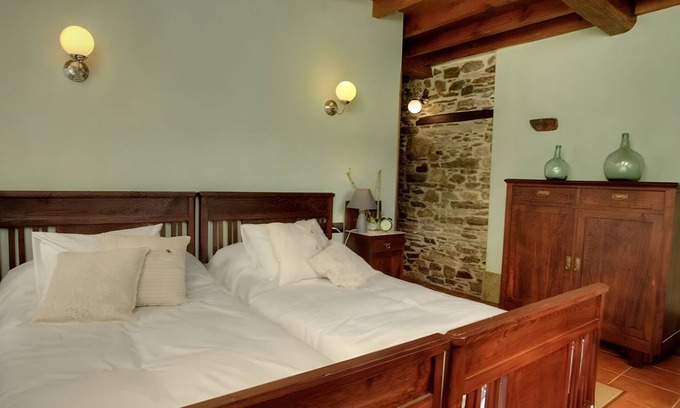 Mondonedo Apartamento | Room A Figueira in Mondoñedo with Mountain Views, Shared Terrace, and Wi-Fi