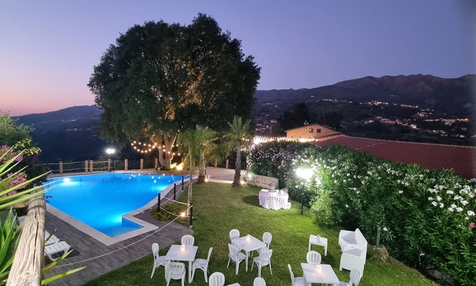 Sant'Angelo di Brolo Casa | Habitación 'Arcaloro - Resort Rooms Infinito' con vistas al mar, Wi-Fi y aire acondicionado