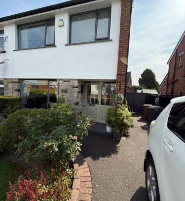 Newtownabbey Casa | Room at quiet location close to Belfast