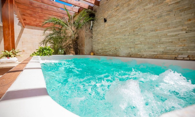 Villas Ana Maria Casa | Room-central 1bd and Bth With Common Pic