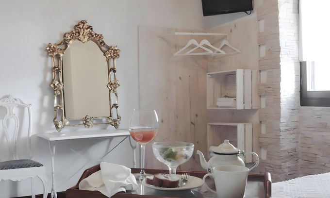Deba Apartamento | Room 'Doble 1' with Mountain View, Private Garden and Wi-Fi