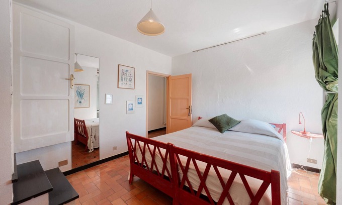 Castiglione Chiavarese Apartamento | Habitación 'Doppia 1' con vistas al mar y jardín compartido