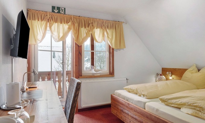 Sankt Georgen im Schwarzwald Apartamento | Habitación 'Doppelzimmer Mit Balkon 24' con jardín compartido, balcón y Wi-Fi