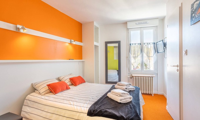 Saint-Vincent-Sterlanges Apartamento | Habitación 'Doble - N°08' con Wi-Fi
