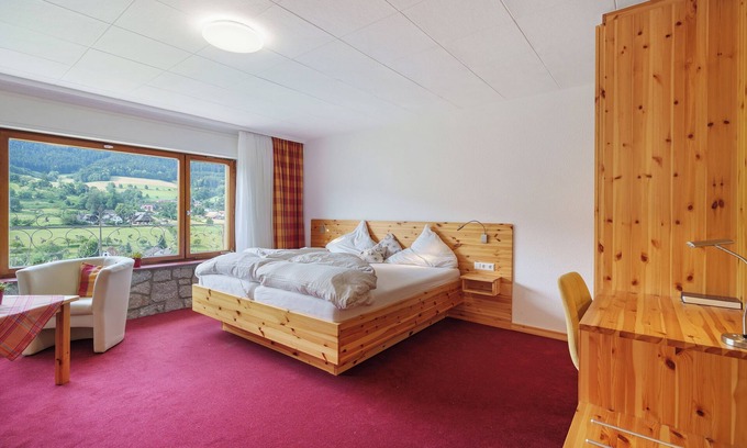 Unterglottertal Apartamento | Room 'Hochzeitssuite 12' with Mountain View, Shared Terrace and Wi-Fi