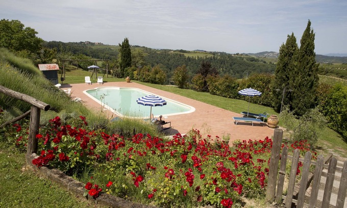 Montaione Cama Y Desayuno | Room in B&B - A Little Place in Tuscany Where to Relax