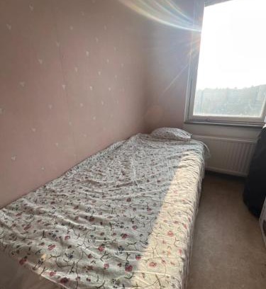 Bandhagen Casa | Room in center of Stockholm