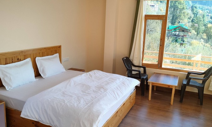 Manali Cabaña | Room in Manali, River and Mountain View middle of apple orchard, Quit place 7