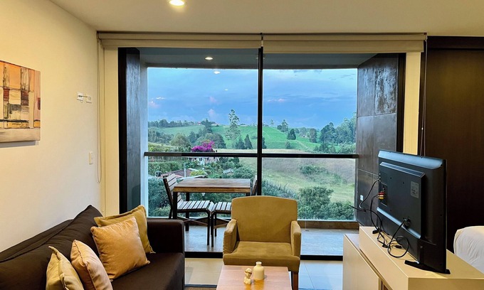 Rionegro Casa | Room in Studio - Hotel Operation Rioverde