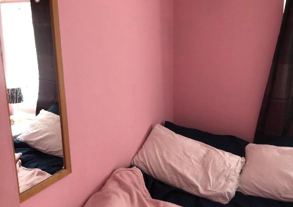 St Helens Cama Y Desayuno | Room in town centre