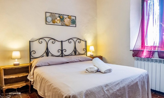 Gavorrano Apartamento | Habitación 'Oliva' con Jardín Compartido y Wi-Fi