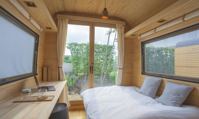 Utsunomiya Cabaña | Room only 2 night plan Wooden trailerstyle tiny house lodging bedding bed /Utsunomiya Tochigi
