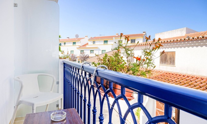 Baiona Apartamento | Habitación 'Quarto Verde' con balcón y Wi-Fi