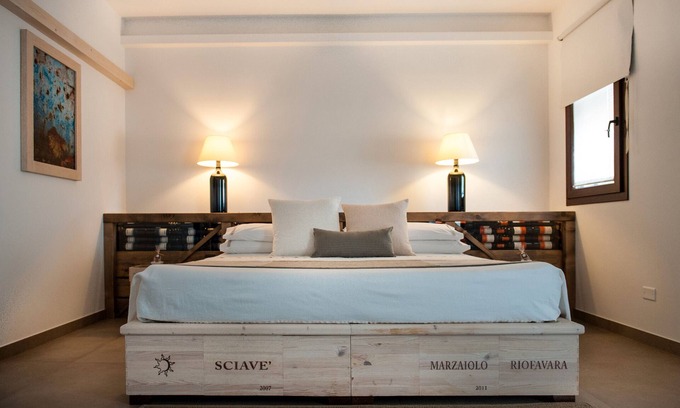Ispica Apartamento | Habitación 'Riofavara Winery - Suite' con terraza privada, Wi-Fi y aire acondicionado