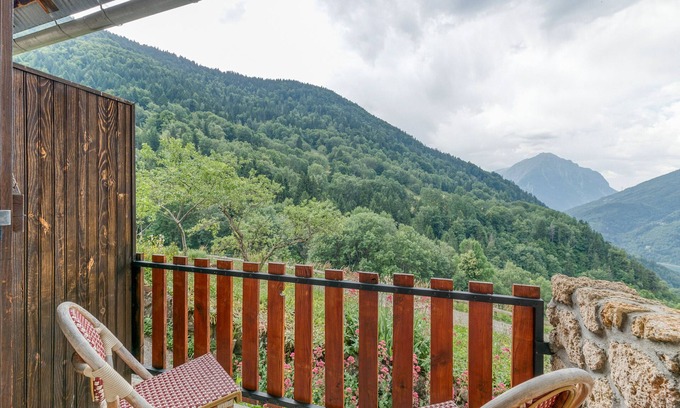 Oz Apartamento | Habitación 'Chambre 3' con vistas a las montañas y balcón