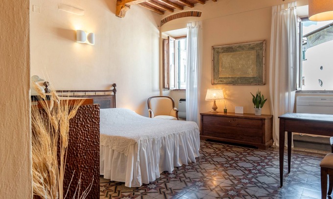 Monte San Savino Apartamento | Habitación 'Stanza Della Guglia' con Wi-Fi y aire acondicionado