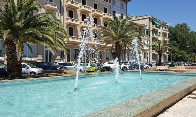 Viareggio Casa | Room in Guest Room - Versilia Mare Amore 1923