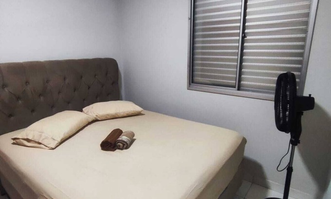 Santa Monica Apartamento | Room with private bathroom in a complete apartment