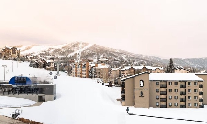 Steamboat Springs Hotel | Room w/ Pool View next to Steamboat Ski Resort - Enjoy Ski Adventures