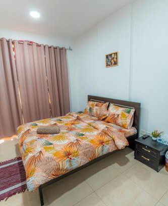 Mussafah Casa | Room with Balcony