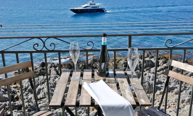 Old Town Casa | Room with balcony and beautiful sea view in the old town
