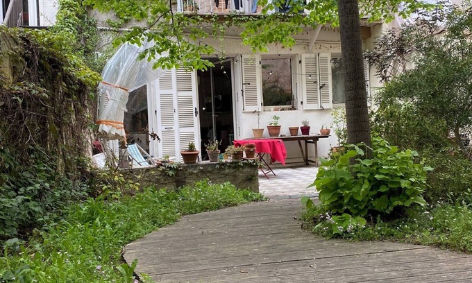 Le Camas Apartamento | Room with garden – Calm and central to Marseille