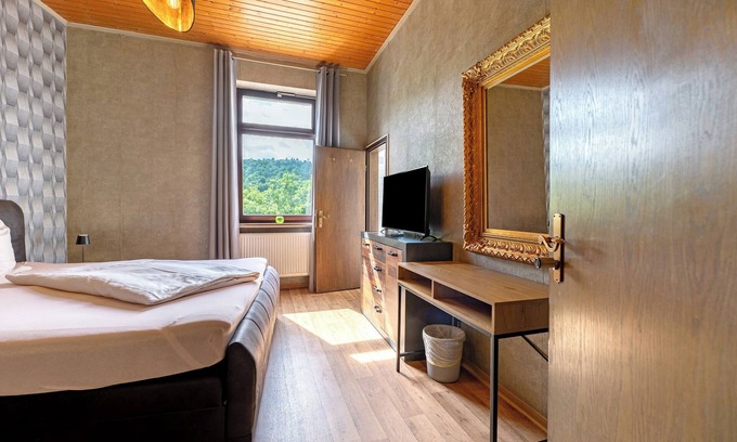Pruem Apartamento | Habitación 'Zimmer 1' con Wi-Fi