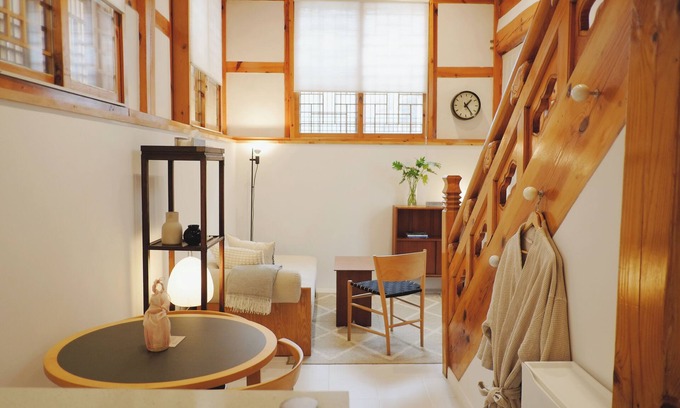 Seochon Casa | Roomim Seochon: Modern Hanok stay near Gyeongbokgung Palace
