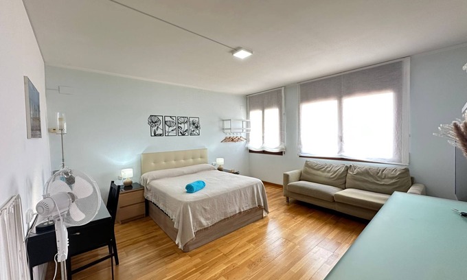 L'Antiga Esquerra de l'Eixample Apartamento | Rooms Aribau 133