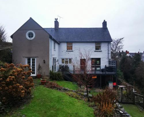 Cynwyd Cama Y Desayuno | Rooms by the River at Glan Aber