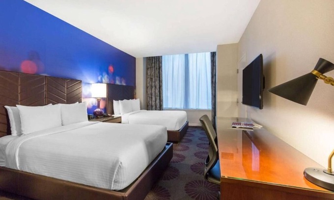 Streeterville Hotel | Rooms for the Crew | 3 units | Steps to Mag Mile| Navy Pier | 24-hour Gym
