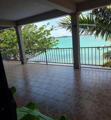 Pointe aux Canonniers Casa | Rooms on ocean view